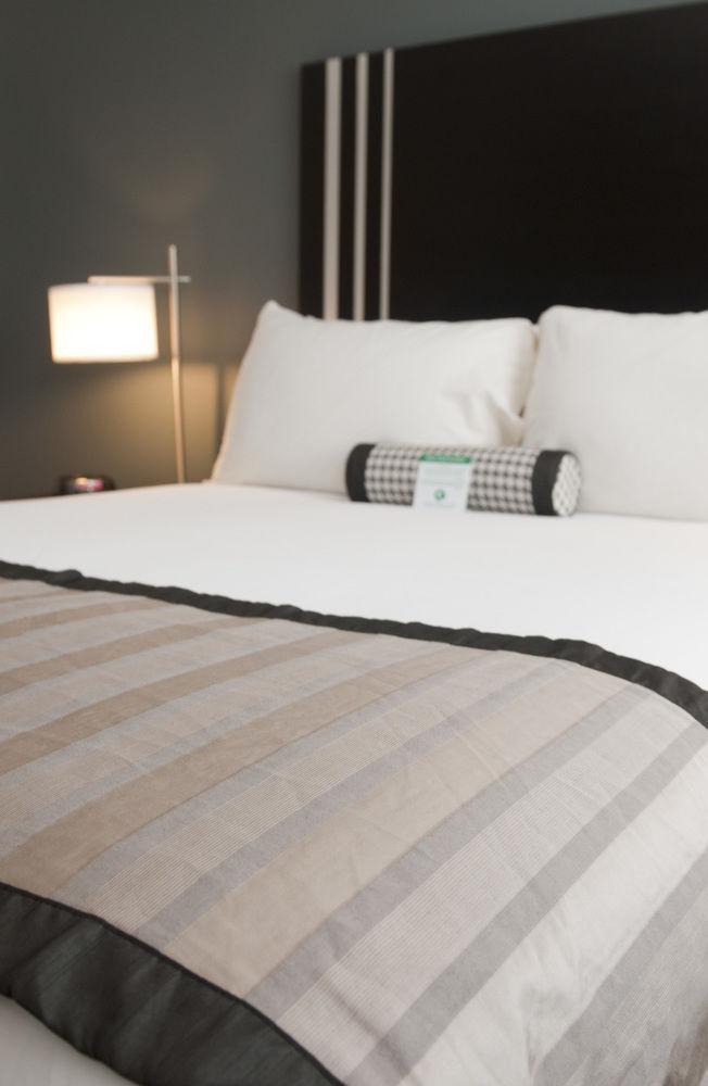 פורט סיינט ג'יימס The View Hotel מראה חיצוני תמונה